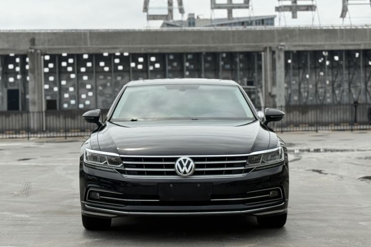 Used Volkswagen Phideon 2018 Revised Version 380TSI Two-Wheel Drive Business Edition

