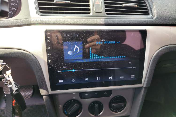 Used Volkswagen Lavida 2013 Revised Classic 1.6L Automatic Fashion Edition