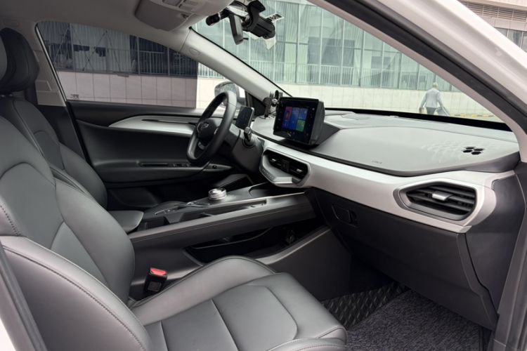 Used Geometry A 2024 410KM Travel Edition