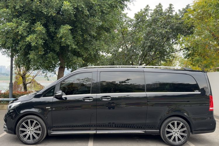 Used Mercedes-Benz V-Class 2021 V 260 L Long-wheelbase Luxury Edition