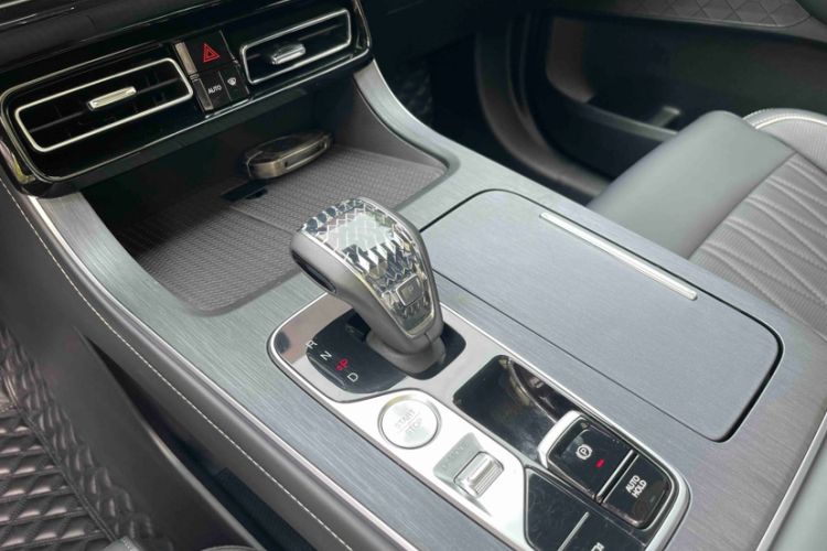 Used GAC Trumpchi GS8 2025 Linghang Series 2.0 TGDI Two-Wheel-Drive Luxury Edition 5 Seats