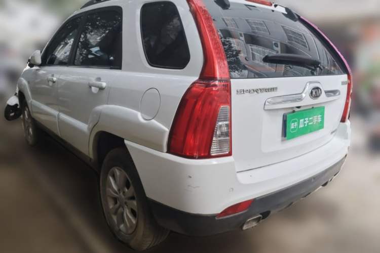 Used Kia Sportage 2013 2.0L Manual Two-Wheel Drive GL Trim
