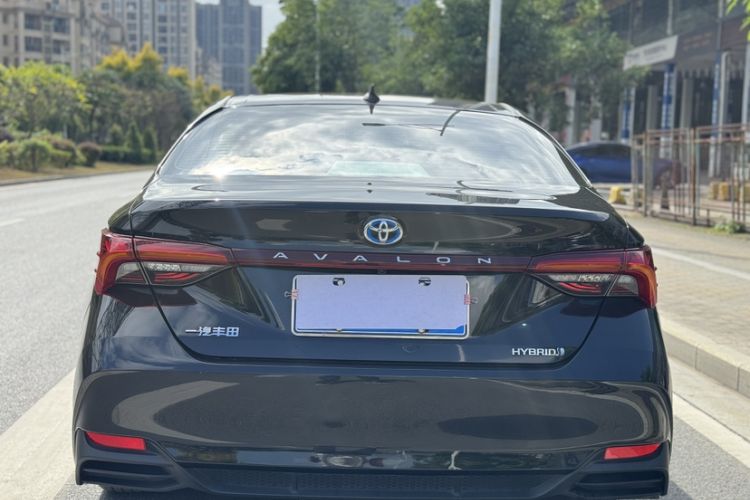 Used Toyota Avalon 2022 Dual-Engine 2.5L Luxury Edition Exterior 4