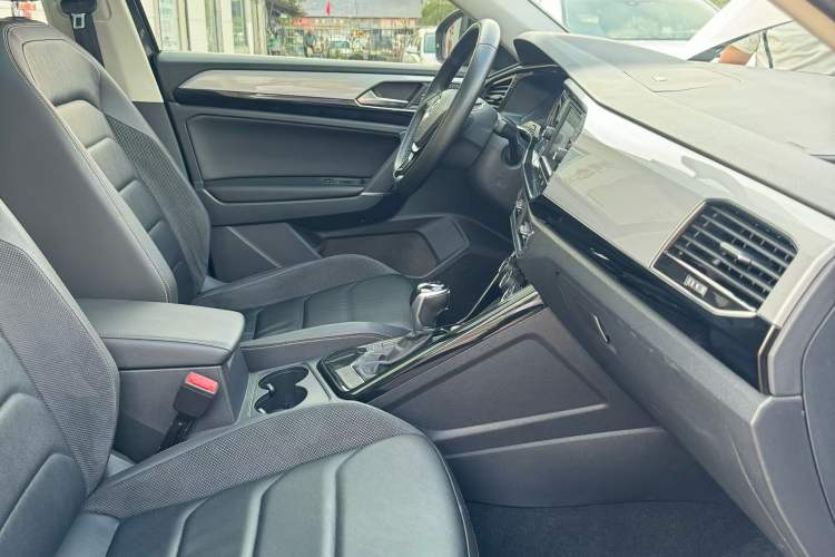 Used Volkswagen Tayron 2019 330TSI Two-Wheel Drive Luxury Model China VI Standard