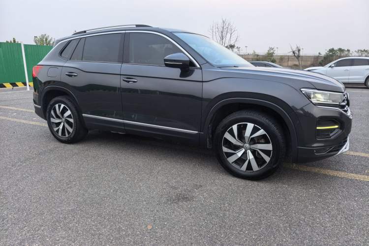 Used Volkswagen Tayron 2019 330TSI Two-Wheel-Drive Luxury Version China V Emission Standard
