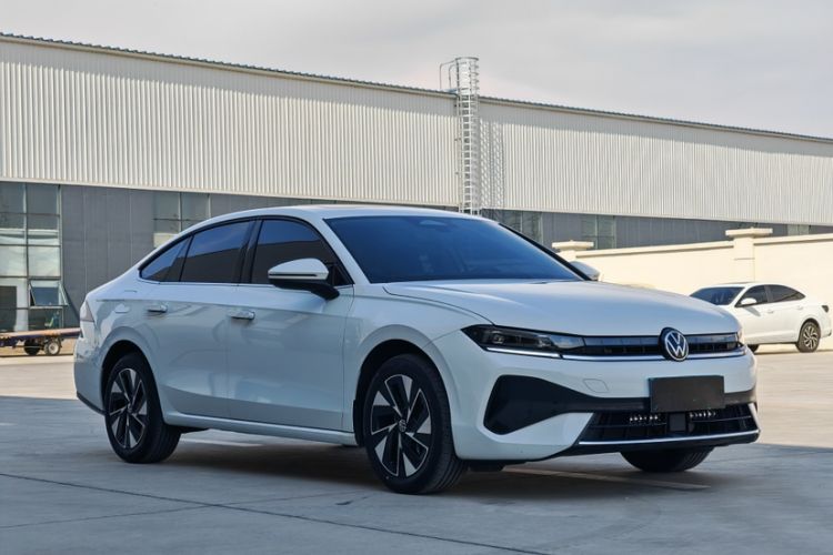 Used Volkswagen Sagitar 2026 Model L 300TSI DSG Elite Version
