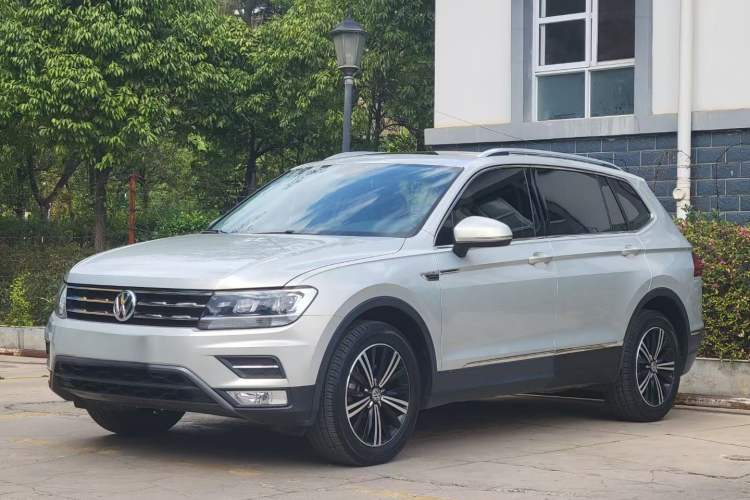 Used Volkswagen Tiguan L 2019 330TSI Automatic Two-Wheel Drive Panoramic Comfort Edition China V Standard