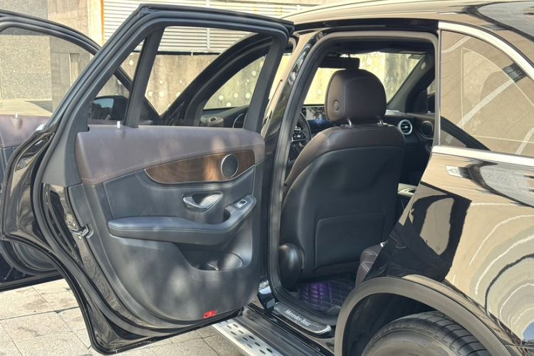 Used Mercedes-Benz GLC 2020 Facelifted GLC 260 L 4MATIC Dynamic Edition
