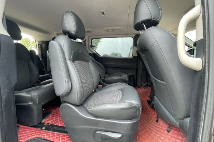 Used SAIC MAXUS G10 2018 PLUS 2.4L Manual Elite Edition