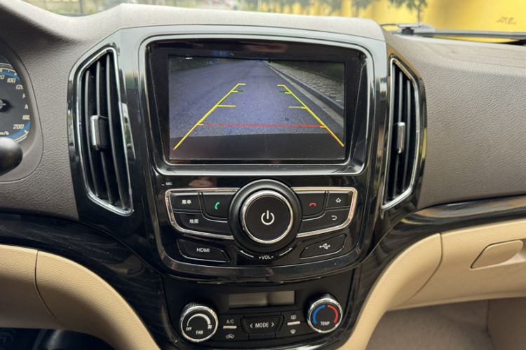 Used Baojun 730 2015 1.8L Manual Luxury Navigation ESP Version 7-seater