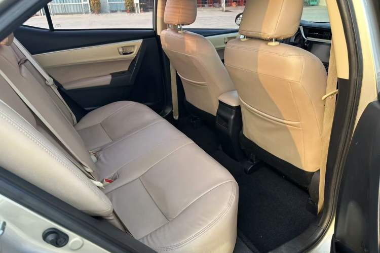 Used Toyota Corolla 2017 Revised Version 1.2T S-CVT GL-i Interior 5