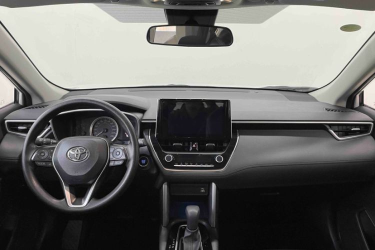 Used Toyota FRONTLANDER 2022 2.0L CVT Luxury PLUS Edition Interior 3