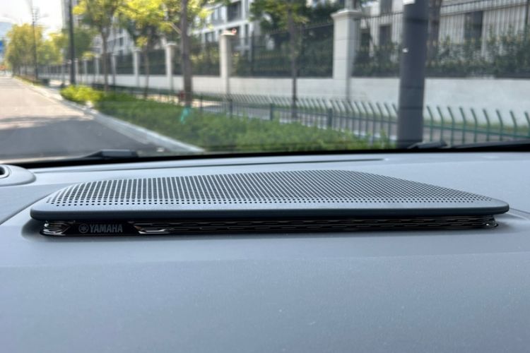 Used Zeekr 009 2024 7-Seater Walk-Through Version Four-Wheel Drive 108 kWh