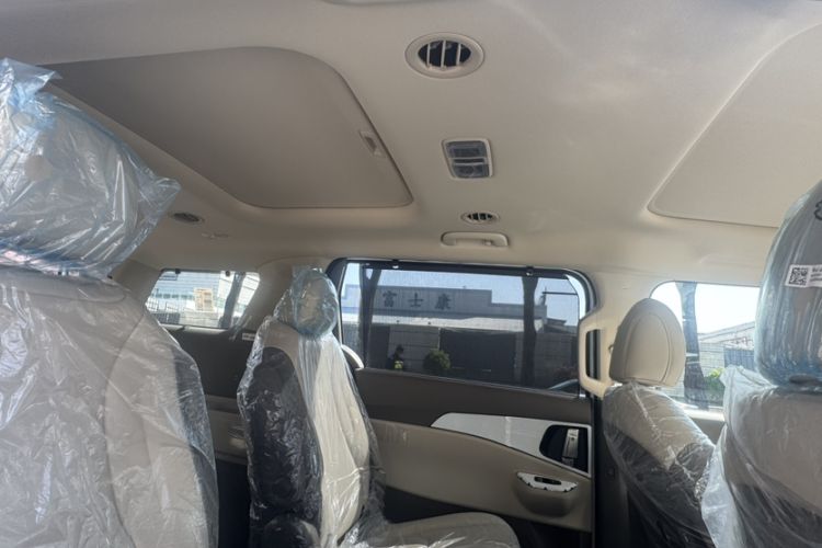 Used Kia Carnival 2026 Model 2.0T Luxury Tech Edition