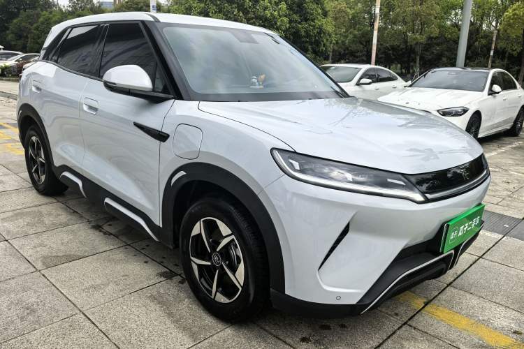 Used BYD Yuan UP 2024 401KM Leading Edition Exterior 2