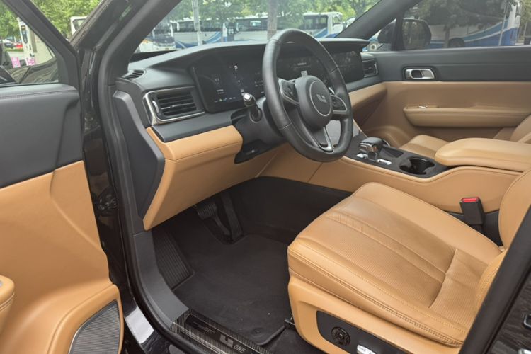 Used Li Auto ONE 2020 Extended-Range 6-Seater Version Interior 3