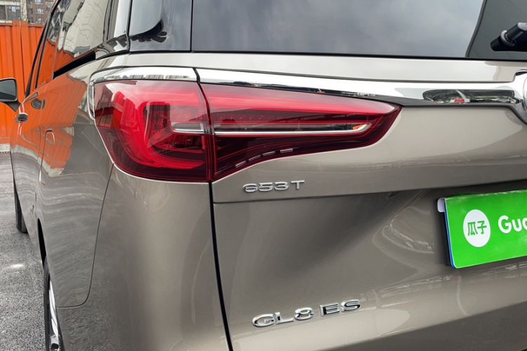 Used Buick GL8 2021 ES Landtrek 653T Comfort Edition