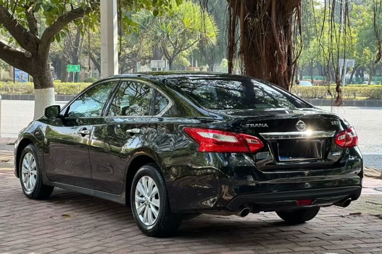 Used Nissan Teana 2016 2.0L XE Fashion Edition
