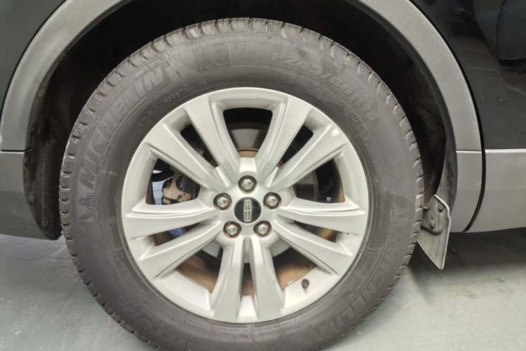 Used Lincoln MKX 2018 2.0T Two-Wheel Drive Deluxe Edition