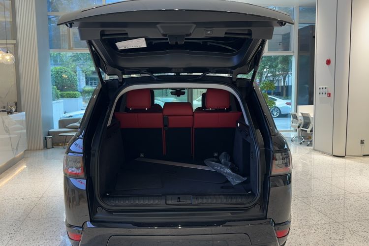 Used Land Rover Range Sport 2022 3.0 L6 YAO Black Edition Trunk