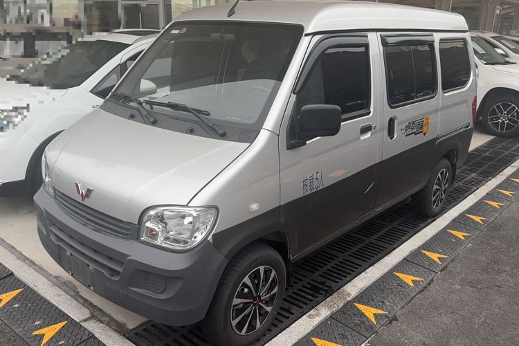Used Wuling Zhiguang 2023 1.5L Practical Version 5/7 Seats