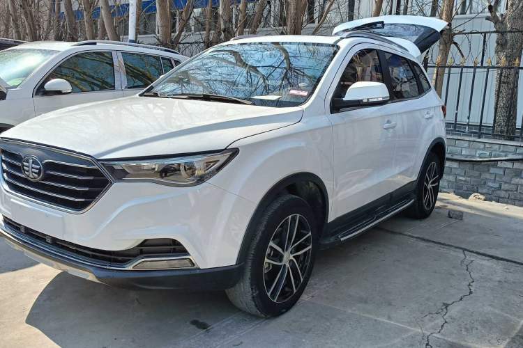 Used Bestune X40 2017 1.6L Manual Luxury Edition