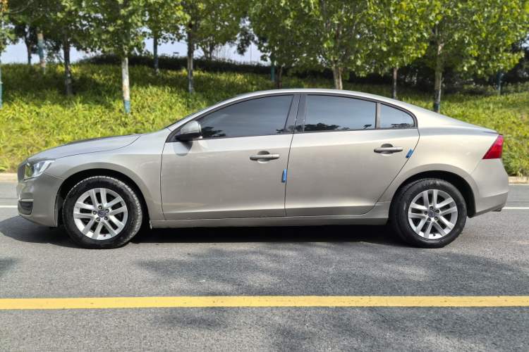 Used Volvo S60 2017 S60L T3 Smart Upgrade Edition