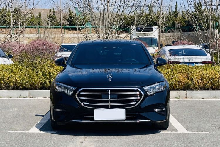 Used Mercedes-Benz E-Class 2025 E 300 L Stylish Model Exterior 2