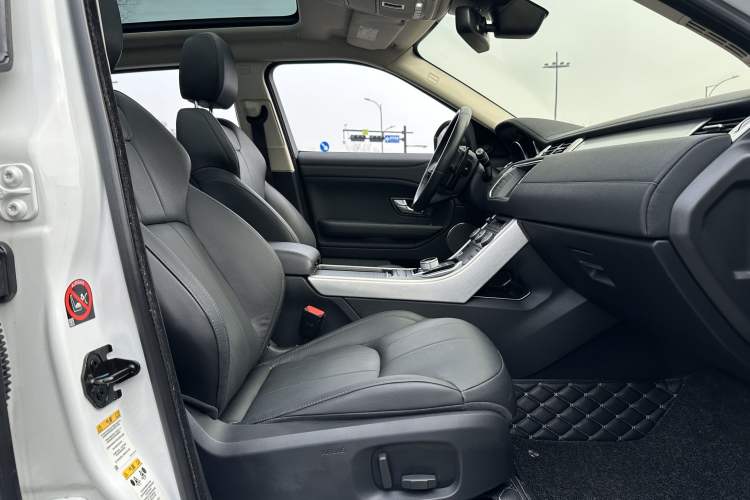 Used Land Rover Range Rover Evoque 2016 2.0T SE Smart Glow Edition