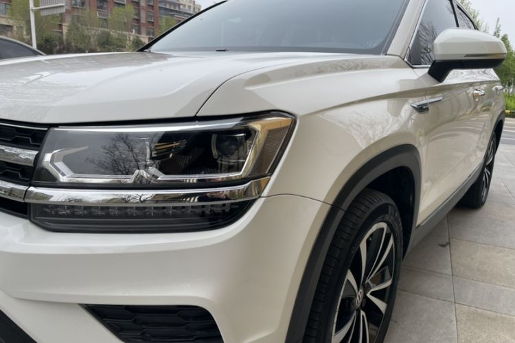 Used Volkswagen Tharu 2019 330TSI Four-Wheel Drive Luxury Edition China VI Standard
