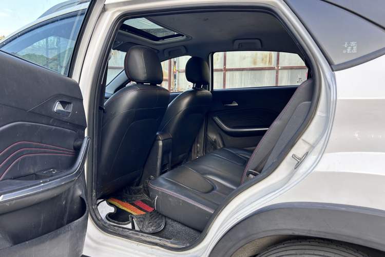 Used Chery Tiggo 3X 2021 Diamond Edition 1.5L CVT 3-Carat Interior 3