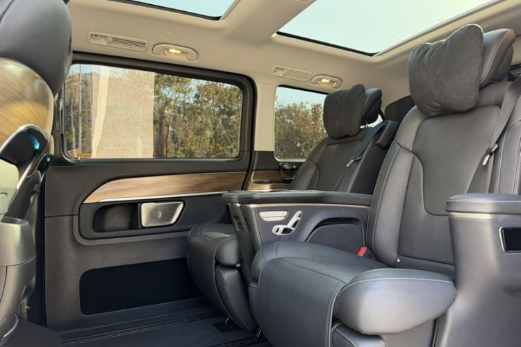 Used Mercedes-Benz V-Class 2022 V 260 Prestige Edition
