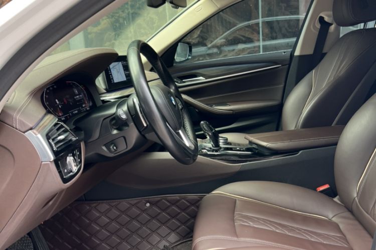 Used BMW 5 Series 2020 530Li Leading Edition Luxury Package Interior 3