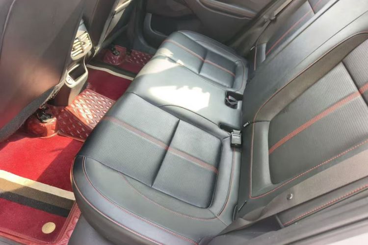 Used Kia KX3 2015 1.6T Automatic Two-Wheel Drive DLX
