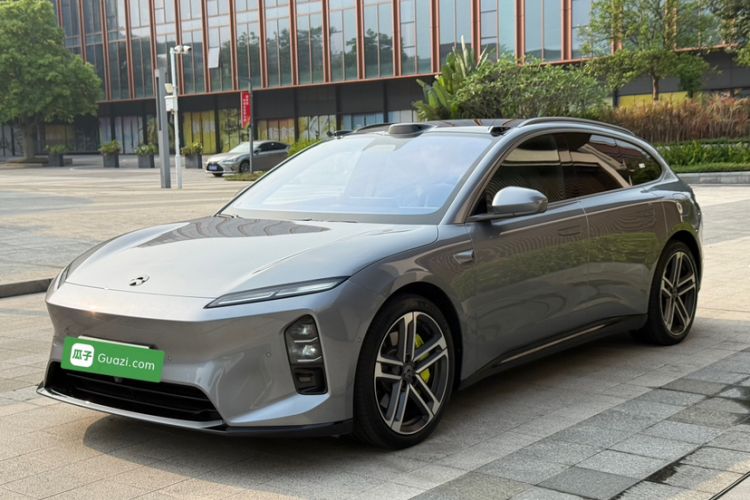 Used Nio ET5T 2025 Model Champion Commemorative Edition, 75kWh Touring