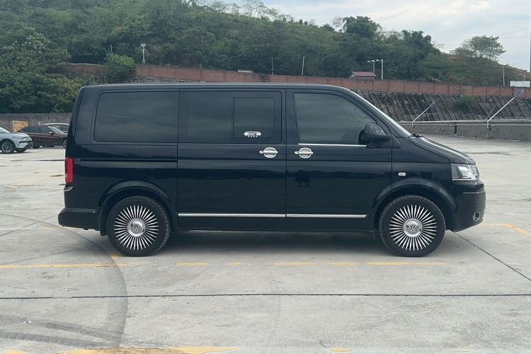 Used Volkswagen Multivan 2012 2.0 TSI Two-Wheel-Drive Luxury Edition