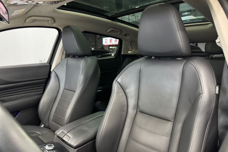 Used Wey VV7 2019 Upgraded Model 2.0T Flagship Version China VI