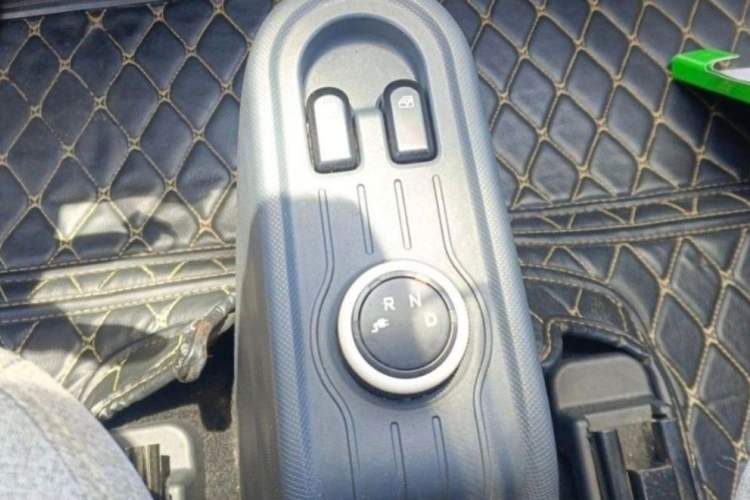 Used Wuling Hongguang MINIEV 2022 Macaron Premium Model – Lithium Ternary Battery Exterior 6