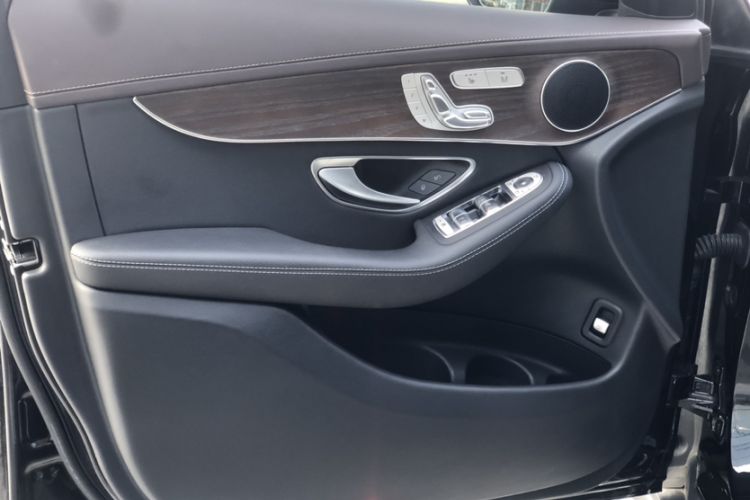 Used Mercedes-Benz GLC 2022 Second Facelift GLC 260 L 4MATIC Luxury Edition
