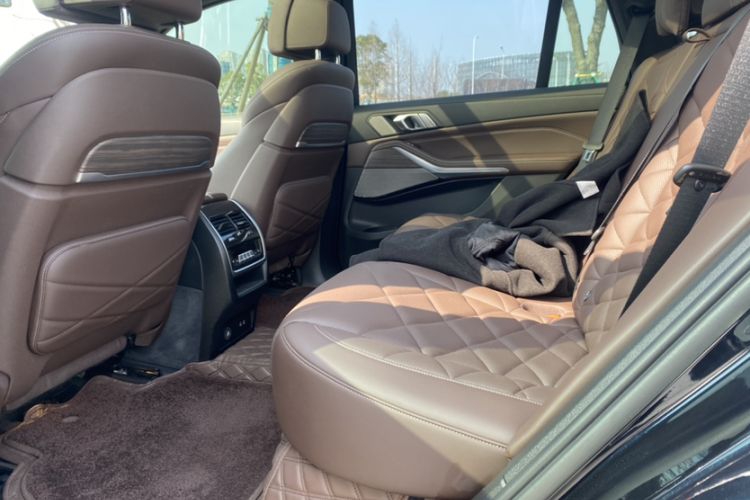 Used BMW X5 2022 xDrive 40Li M Sport Package
