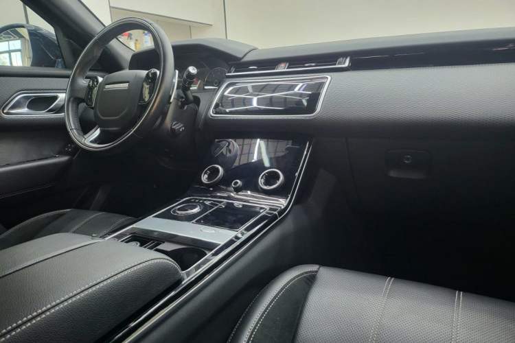 Used Land Rover Range Rover Velar 2018 P250 S
