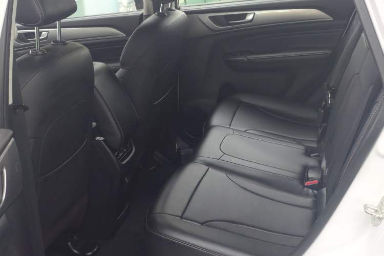 Used Haval M6 2021 PLUS 1.5T DCT Luxury Smart Connectivity Model
