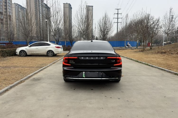 Used Volvo S90 New Energy 2025 Plug-in Hybrid Four-Wheel Drive Long-Range Luxury Smart Edition