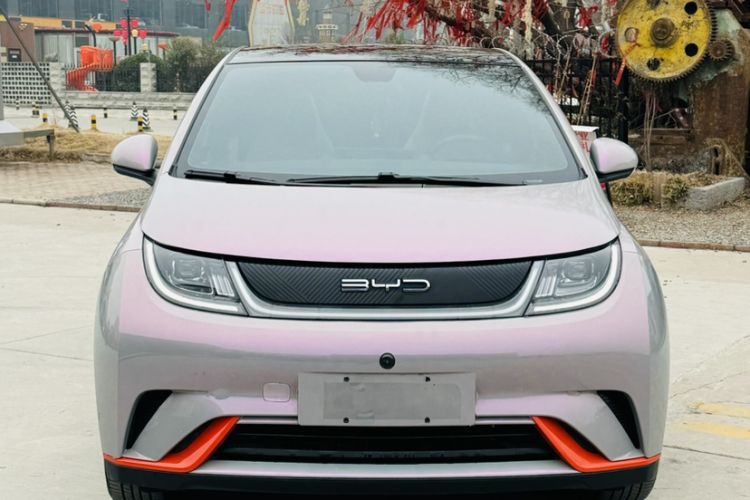 Used BYD Dolphin 2021 405 km Fashion Edition Exterior 4