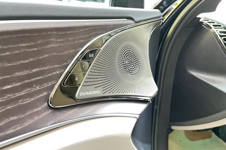 Used BYD Han 2025 EV with 701 km of Laser Radar-Enabled Intelligent Driving