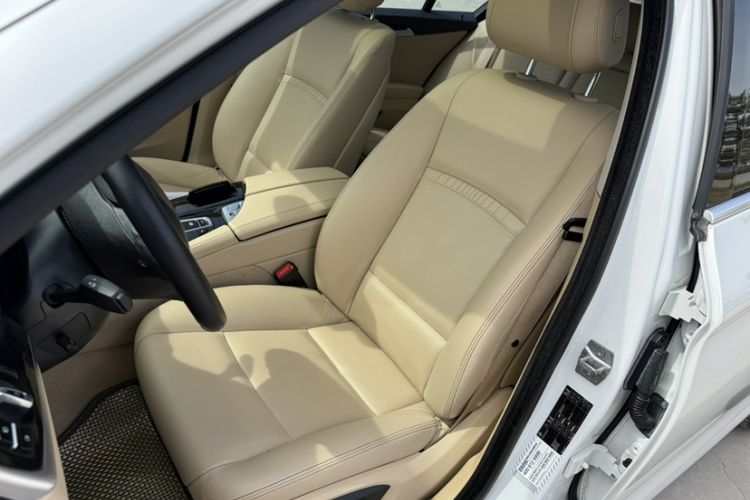 Used BMW 5 Series 2014 525Li Luxury Design Package
