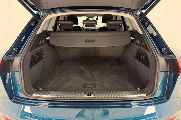 Used Audi e-tron 2019 55 quattro Fashion Edition
