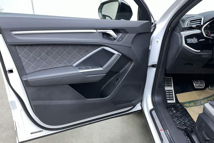 Used Audi Q3 Sportback 2024 40 TFSI Fashion Version
