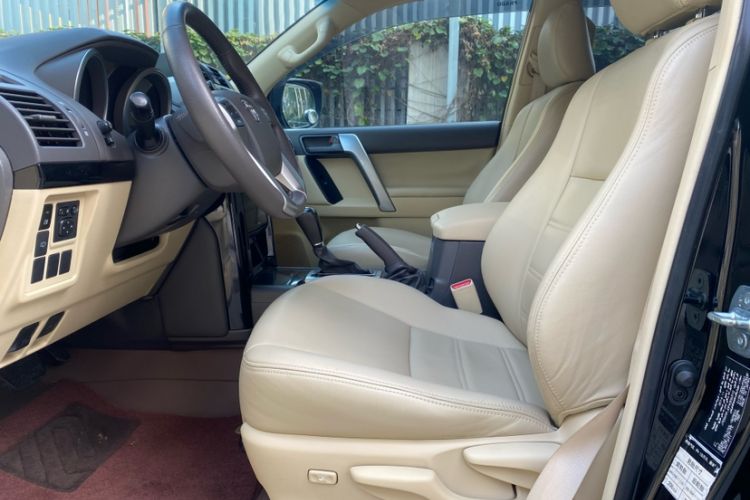 Used Toyota Prado 2014 2.7L Middle East Version Parallel Import Interior 6