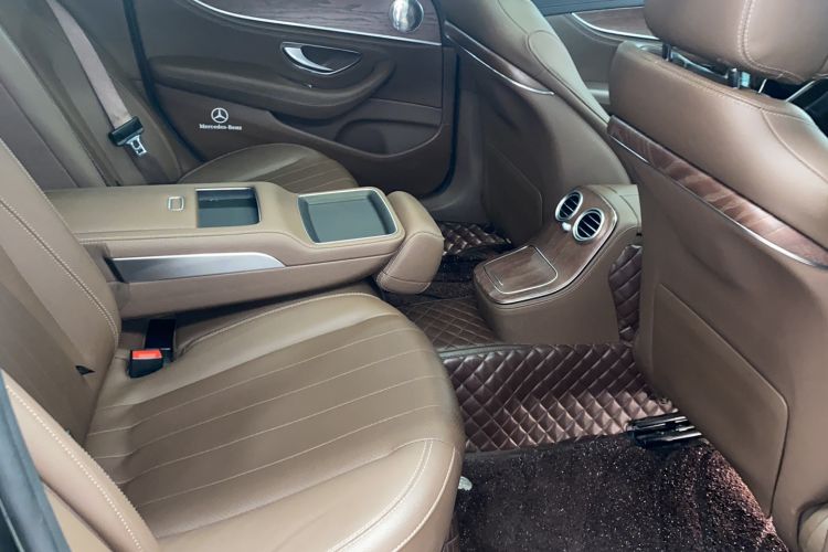 Used Mercedes-Benz E-Class 2023 Updated E 300 L Fashion Edition
